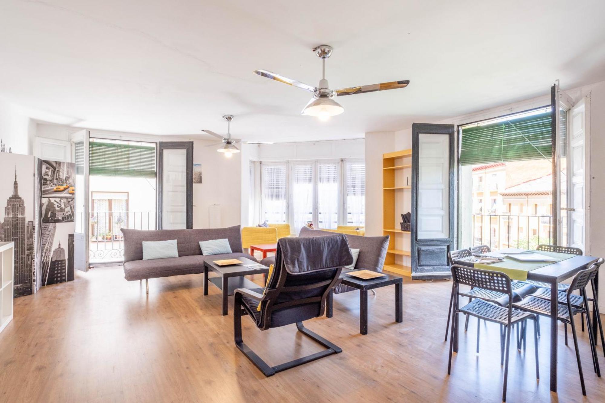 Apartamentos Coso سرقسطة المظهر الخارجي الصورة