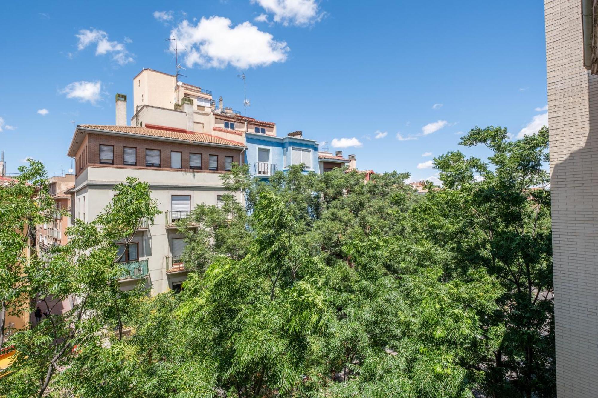 Apartamentos Coso سرقسطة المظهر الخارجي الصورة