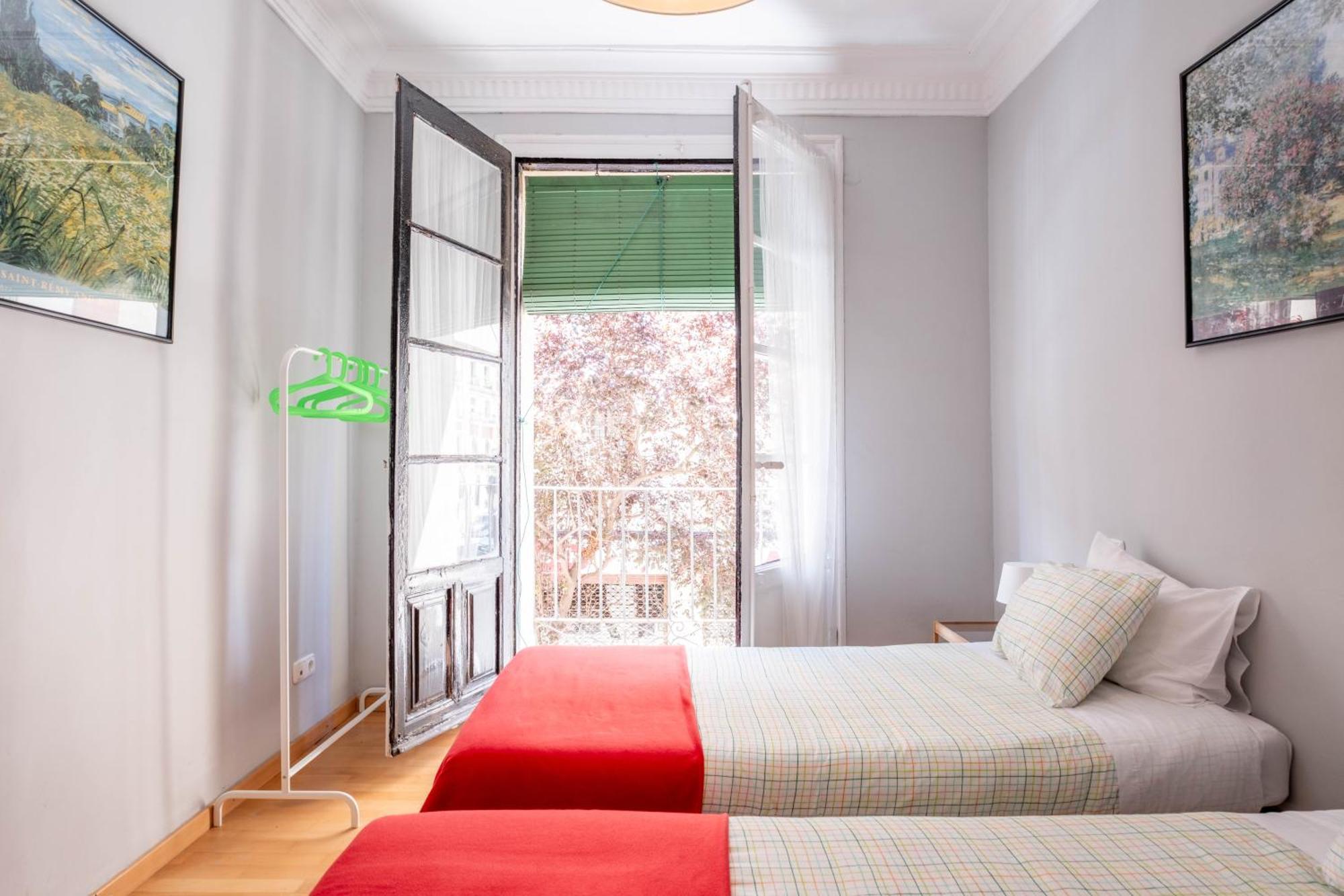 Apartamentos Coso سرقسطة المظهر الخارجي الصورة