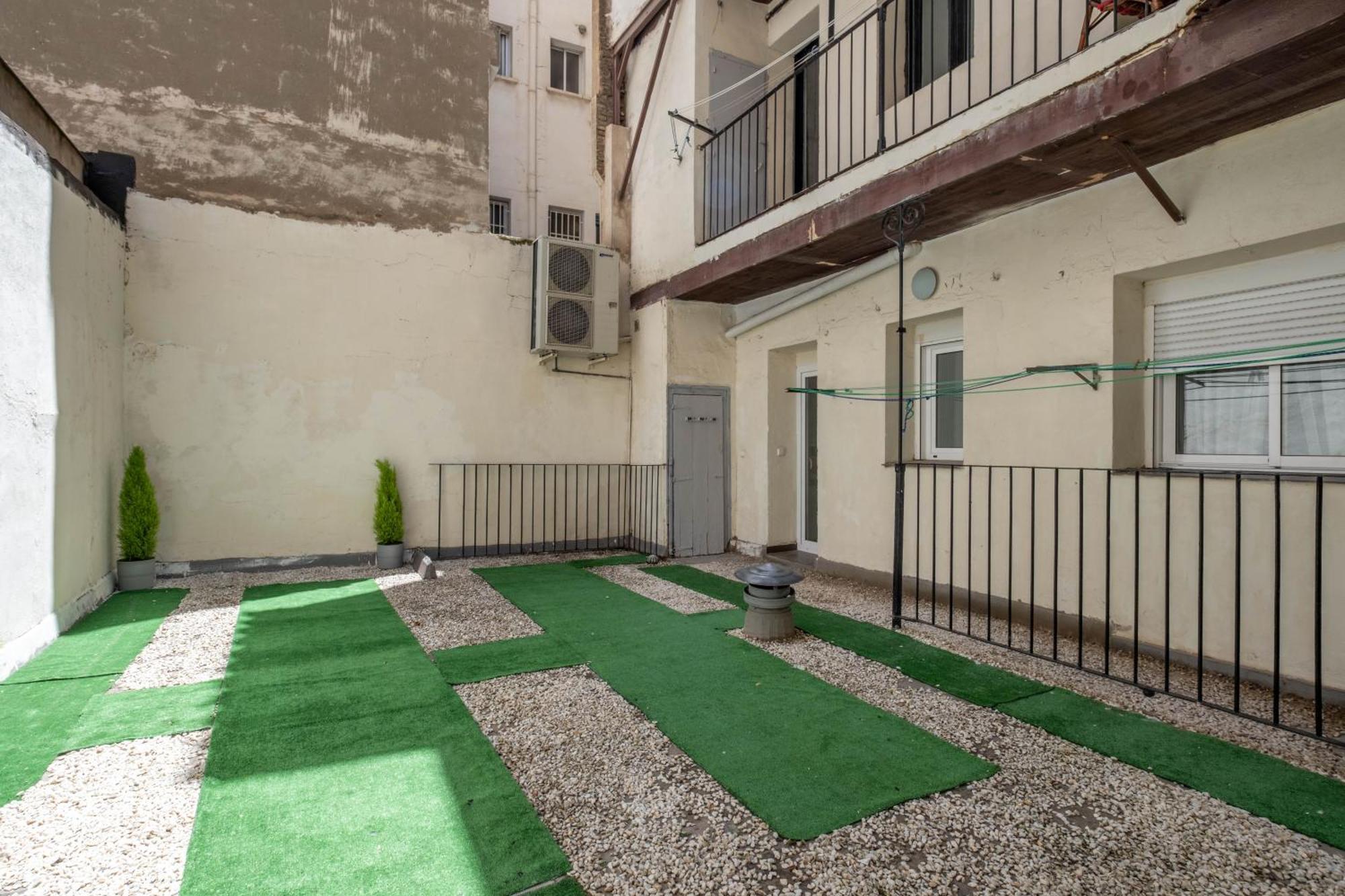 Apartamentos Coso سرقسطة المظهر الخارجي الصورة